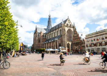 Alleen winkels op begane grond en eerste etage V&D pand