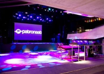 Grote zaal Patronaat leeg