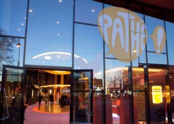 Laura Kramer, theater manager bij Pathe Haarlem over coronaproof ‘een filmpje pakken’