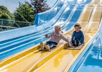 Cok Milatz, directeur van de Linnaeushof legt uit hoe we coronaproof kunnen komen spelen