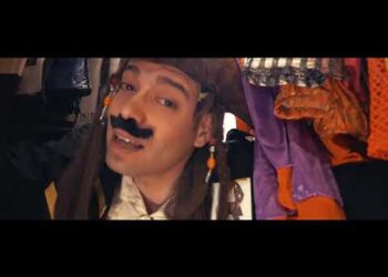 Lorenzo van Dos Hermanos over videoclip bij feestwinkel Jan Monnikendam