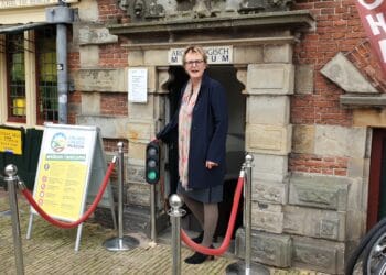 Wethouder Meijs heropent Archeologisch Museum Haarlem