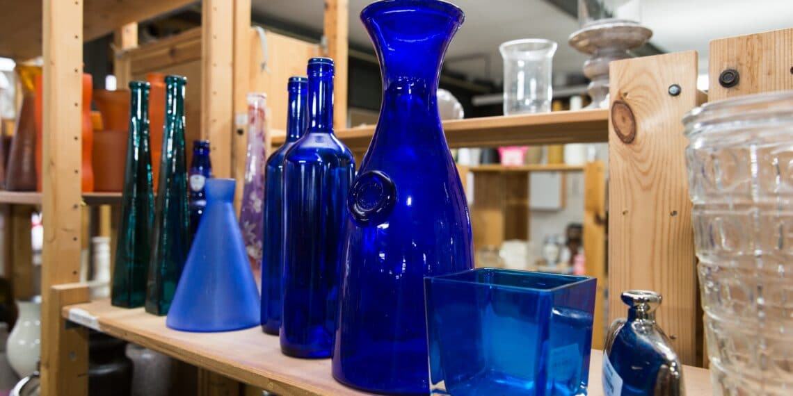 Kringloopwinkel helpt mensen tussen wal en schip