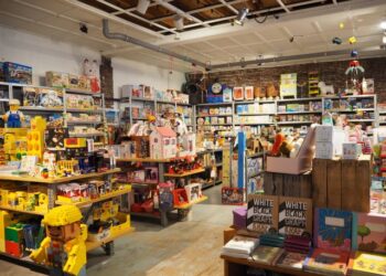 Winkels in de Koningstraat woensdag weer open: “Het voelt heel dubbel”