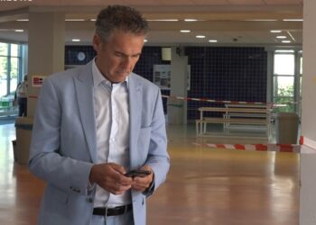 Middelbare scholen moeten open, maar aantal twijfelt enorm: ”Dit is een duivels dilemma”