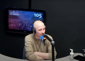 Kylian de Looze vertelt over de podcast Bevrijdingspopcast