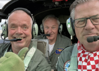 Hans Dellevoet: De piloot die tijdens bevrijdingsdag met een bommenjager over Haarlem vloog