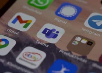 Maarten maakt zich hard voor een Buurtpreventie-groep op Signal