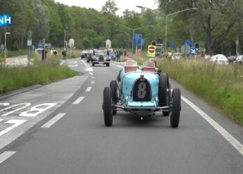 Viering 100-jarige weg naar zee met een rouwrandje