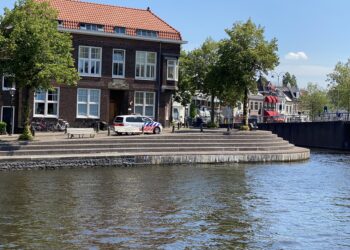 Alcoholverbod op ‘apenrots’ bij Verfrollerbrug vanwege overlast