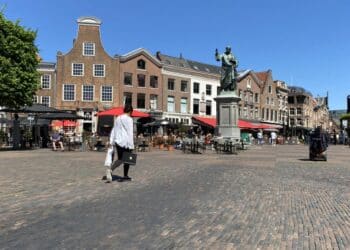 Horeca pleit voor testlocatie in stadscentrum: ‘Weer spontaan de kroeg in’