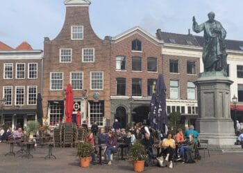 Haarlemse horeca kampt met personeelstekort: “Ze zijn bij de GGD gaan werken”