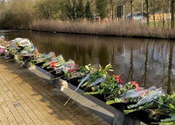Petitie voor hekken langs Leidsevaart na dood Sam loopt storm: “Moet iets gebeuren”