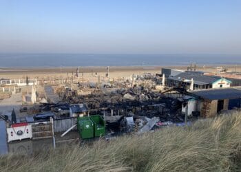 Strandtent TamTam in Zandvoort volledig afgebrand