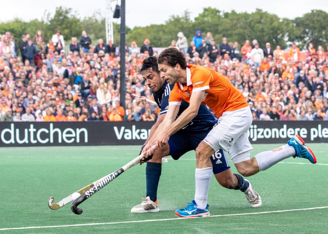 Euforische stemming in Bloemendaal: Heren 1 prolongeert landstitel