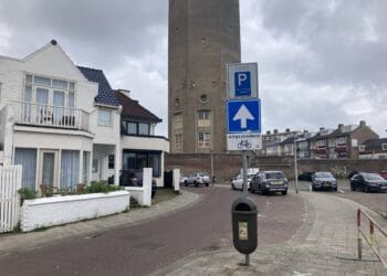 Vijf voor twaalf voor nieuw parkeerbeleid Zandvoort: gaat raad er een stokje voor steken?