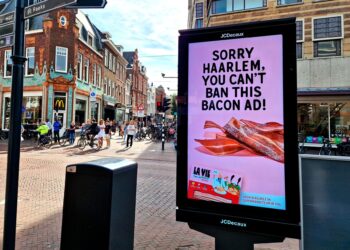 ‘Sorry Haarlem, je kunt deze advertentie niet verbieden’: Ludieke reclamecampagne van plantaardige vleesproducent