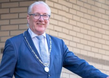 Oud burgemeester Heiloo over wat sollicitanten burgemeester Bloemendaal kunnen verwachten