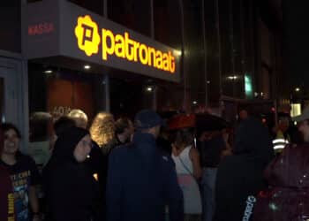 Voor het eerst publiek bij brandoefening Patronaat: “Halverwege concert ineens naar buiten”