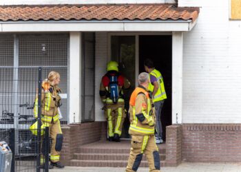 Twee basisscholen in Haarlem ontruimd door vreemde gaslucht