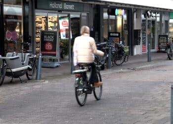 Bewoners over opfrisbeurt Cronjéstraat: ‘Er moet een hoop gebeuren’