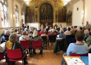 Op 17 locaties kun je op 4 mei luisteren naar verhalen tijdens Open Joodse huizen