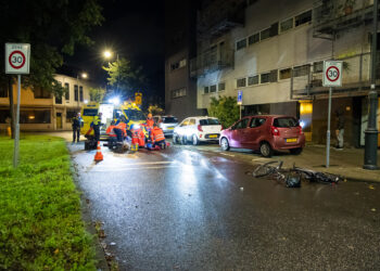 Fietser zwaargewond na aanrijding op Nagtzaamstraat in Haarlem