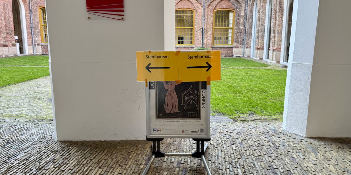 Kapotte sleutel stembureau, geen wc-papier, maar verder verloopt verkiezingsdag rustig